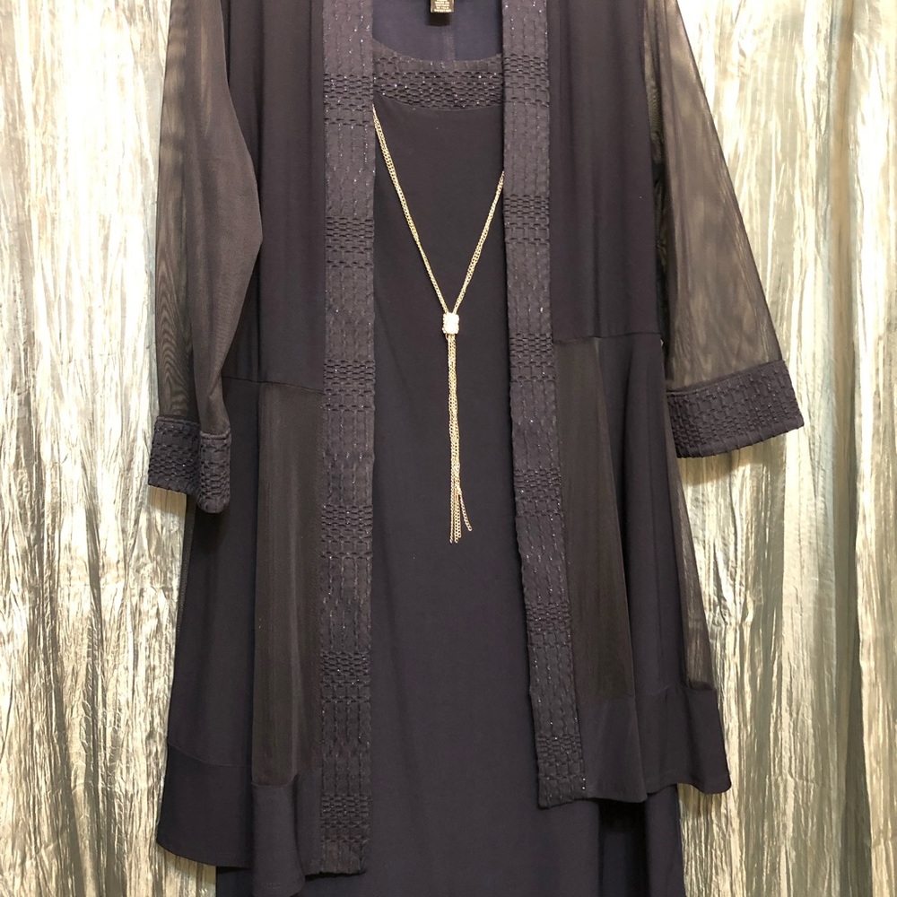 Mother of the bride classy two piece dress.